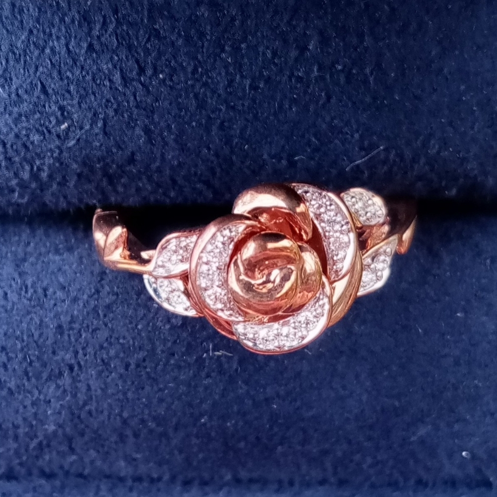 ✨ 3x HP ✨ Worn Twice Max. ✨ Belle 🥀 Ring w/ Real Diamonds ✨